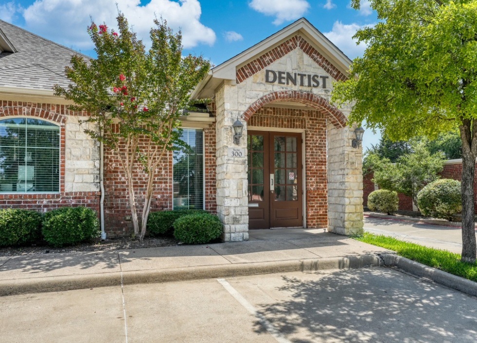 Light blue dental chair at The Grand Prairie Dentist